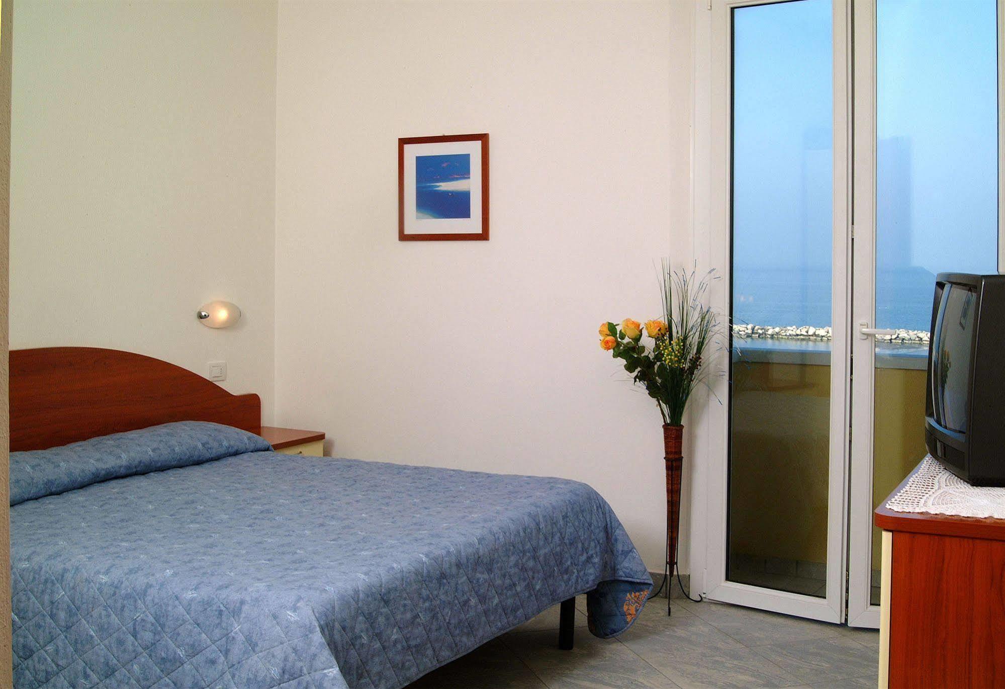 Residence Algarve Rimini Exterior photo